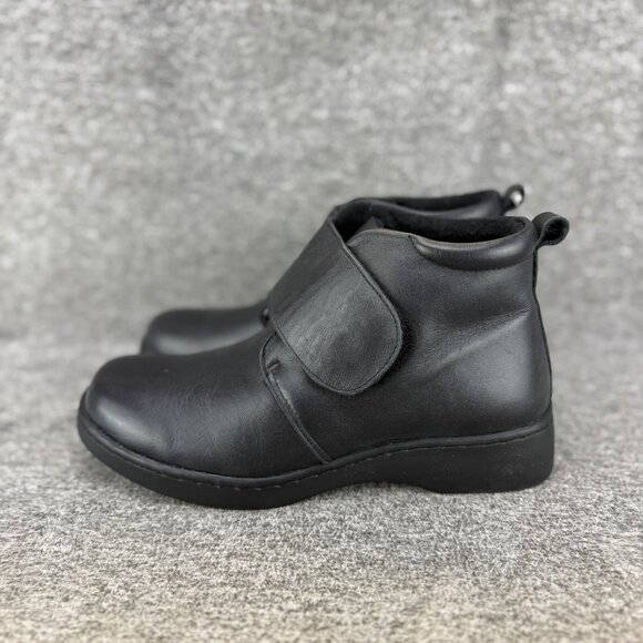✅Joseph Stewart Black Leather Fleece Lined Ankle Booties Women's 7 Wide*PEELING - Picture 1 of 11
